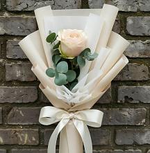 Букет цветов из:  Розы в Яблочном