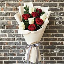 Букет цветов из:  Розы в Яблочном