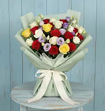 Букет цветов из:  Розы в Яблочном