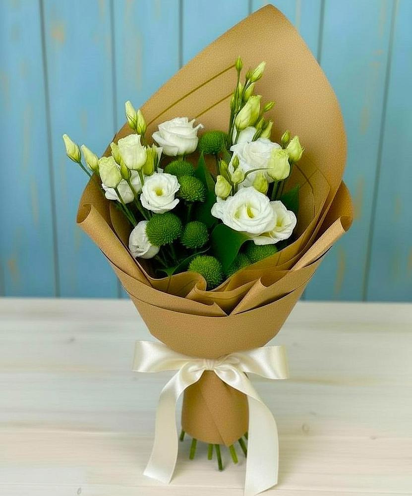 Букет цветов из: Хризантемы и Лизиантусы в Яблочном