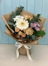 Букет цветов из:  Герберы и Хризантемы #REPLACE_PRED# Яблочном