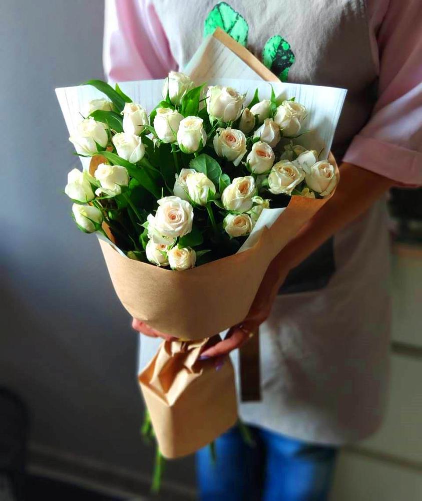 Букет цветов из: Розы в Яблочном