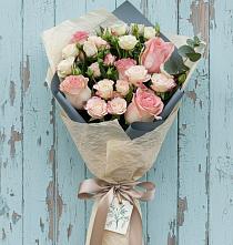 Букет цветов из:  Розы в Яблочном