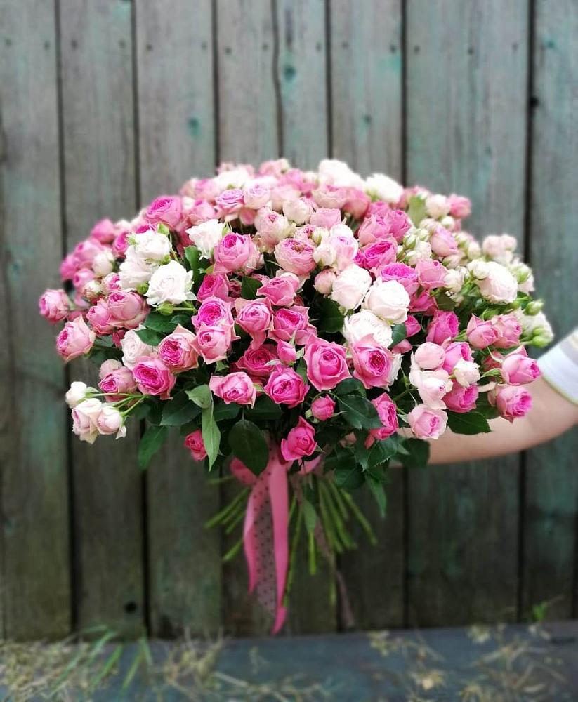 Букет Розовые кустовые розы Натали и Лав Лидия в Яблочном