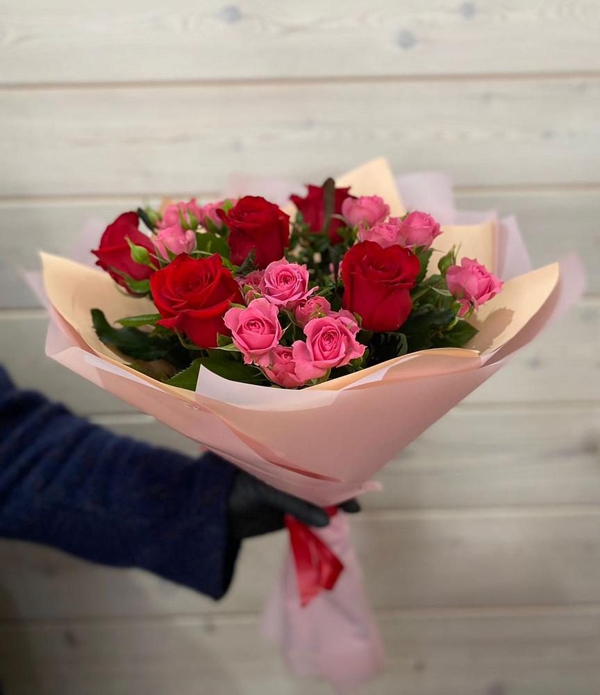 Букет цветов из: Розы в Яблочном