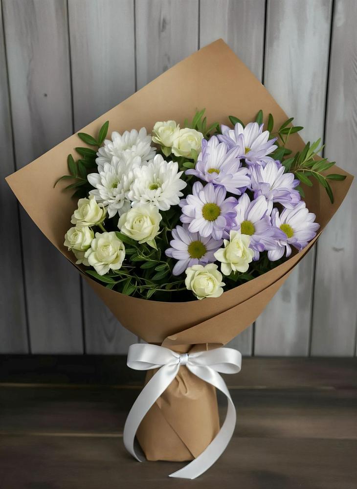 Букет цветов из: Хризантемы и Розы в Яблочном