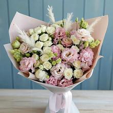 Букет цветов из:  Альстромерии и Розы в Яблочном