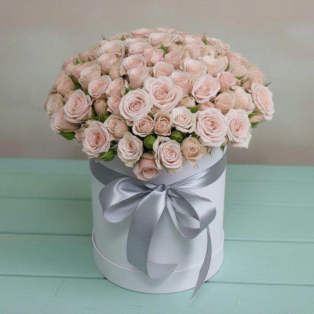 Цветочная композиция из Розы в шляпной коробке в Яблочном